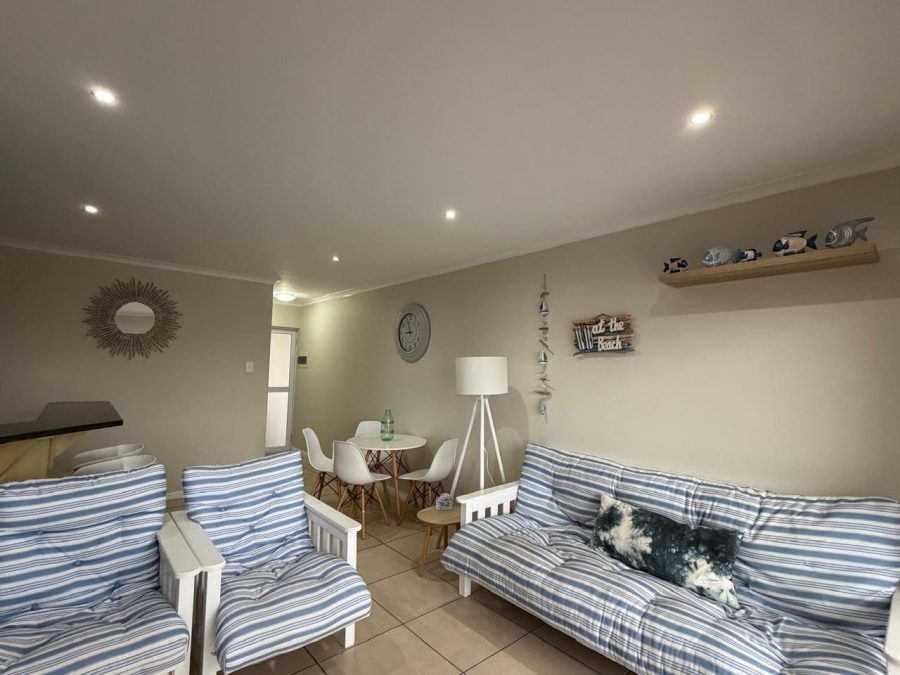 To Let 2 Bedroom Property for Rent in Marina Martinique Eastern Cape